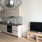 *hot* Main Square Brand New Luxury Appartement