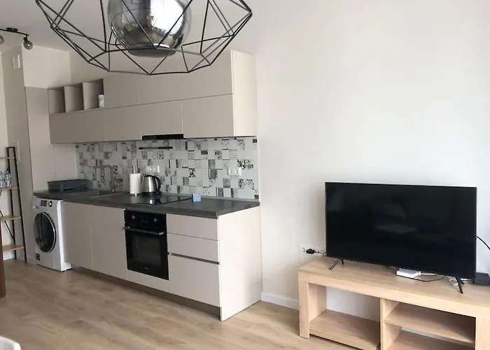 *hot* Main Square Brand New Luxury Lägenhet